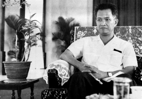 La Rebelión de Khun Samphan: Una Explosión Contra la Hegemonía Khmer y el Renacimiento del Reino de Srivijaya